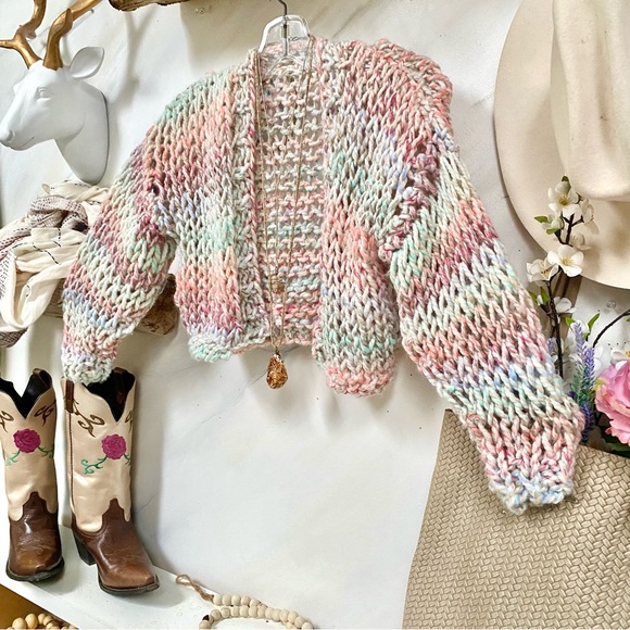 Artisan chunky knit cropped boho sweater w prairie shabby chic vibe - Picture 3 of 10